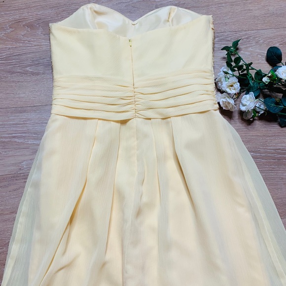 David’s Bridal Short Crinkle Chiffon Dress-Canary - Picture 7 of 8